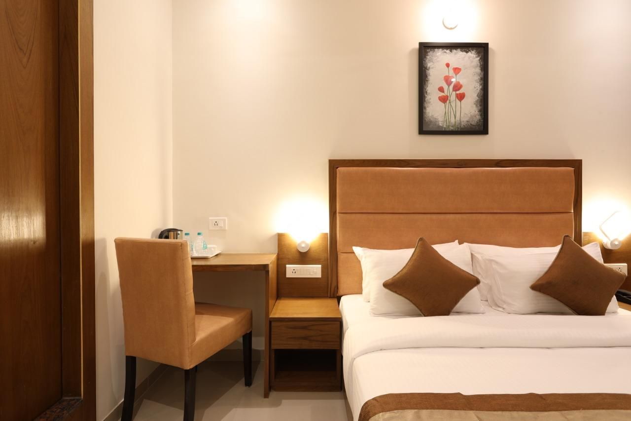  Hotel The Azure 