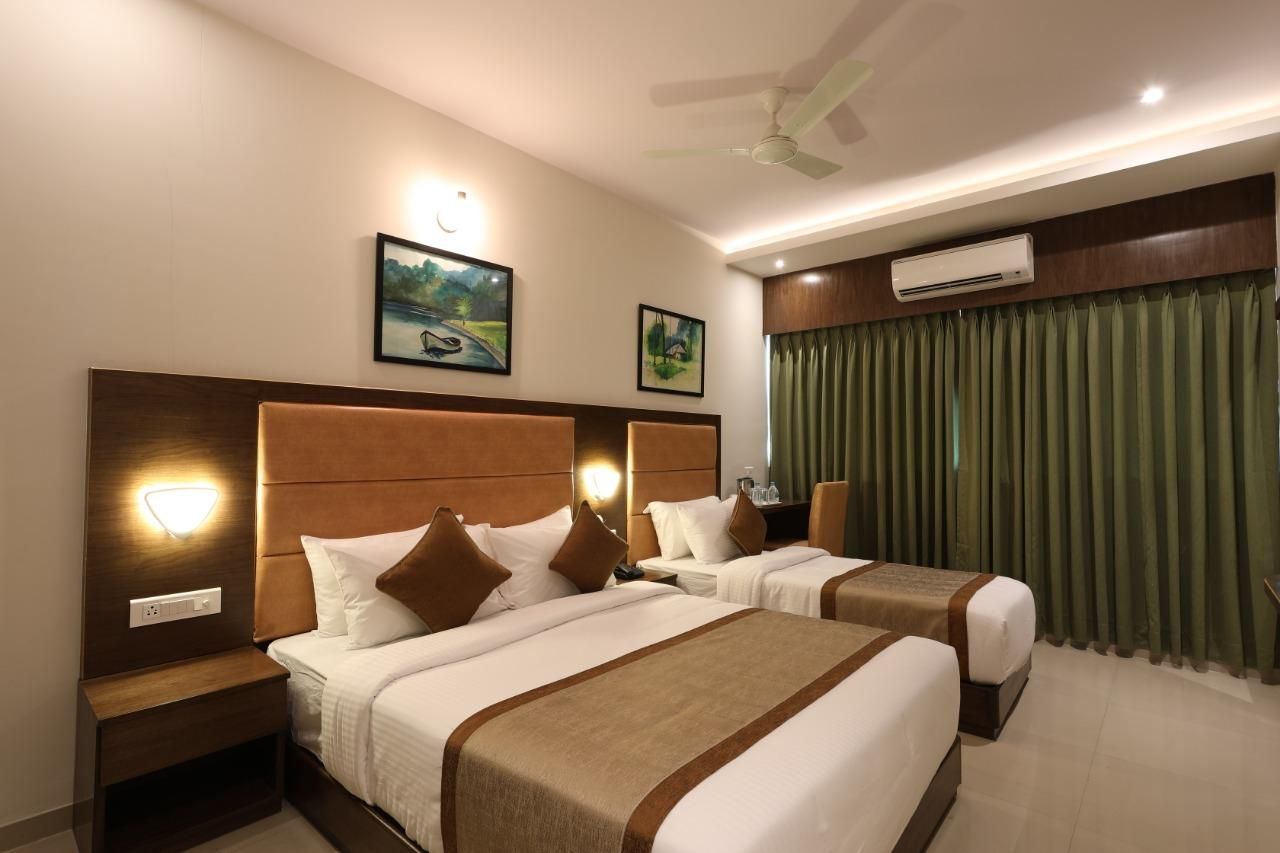  Hotel The Azure 