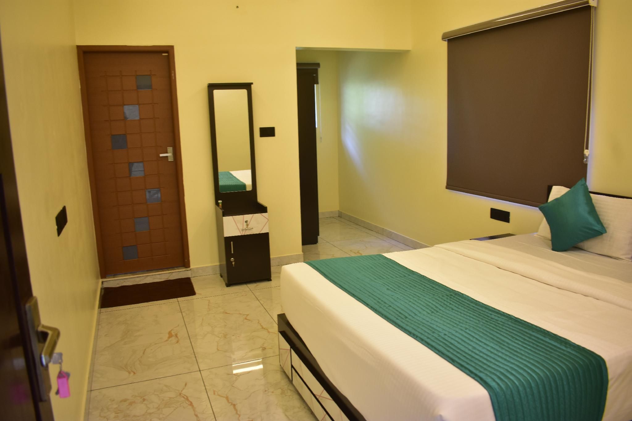 Deluxe Double or Twin