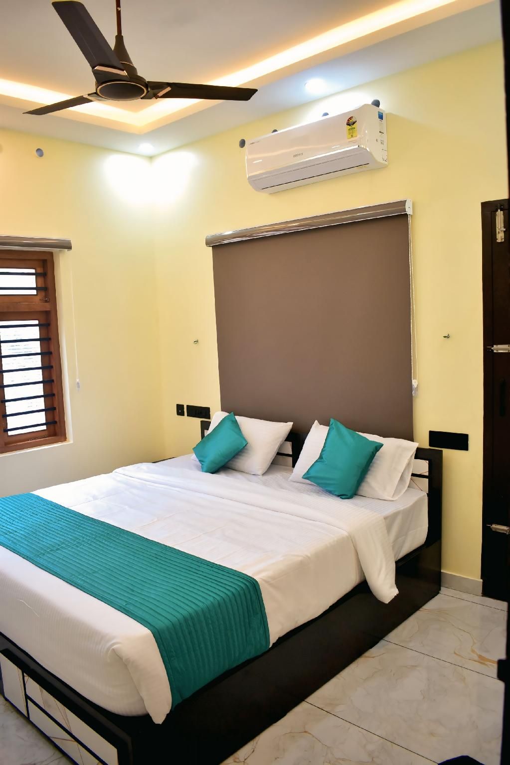 Deluxe Double or Twin