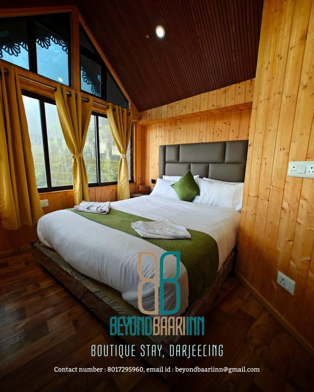 Quadruple Mountain View Room