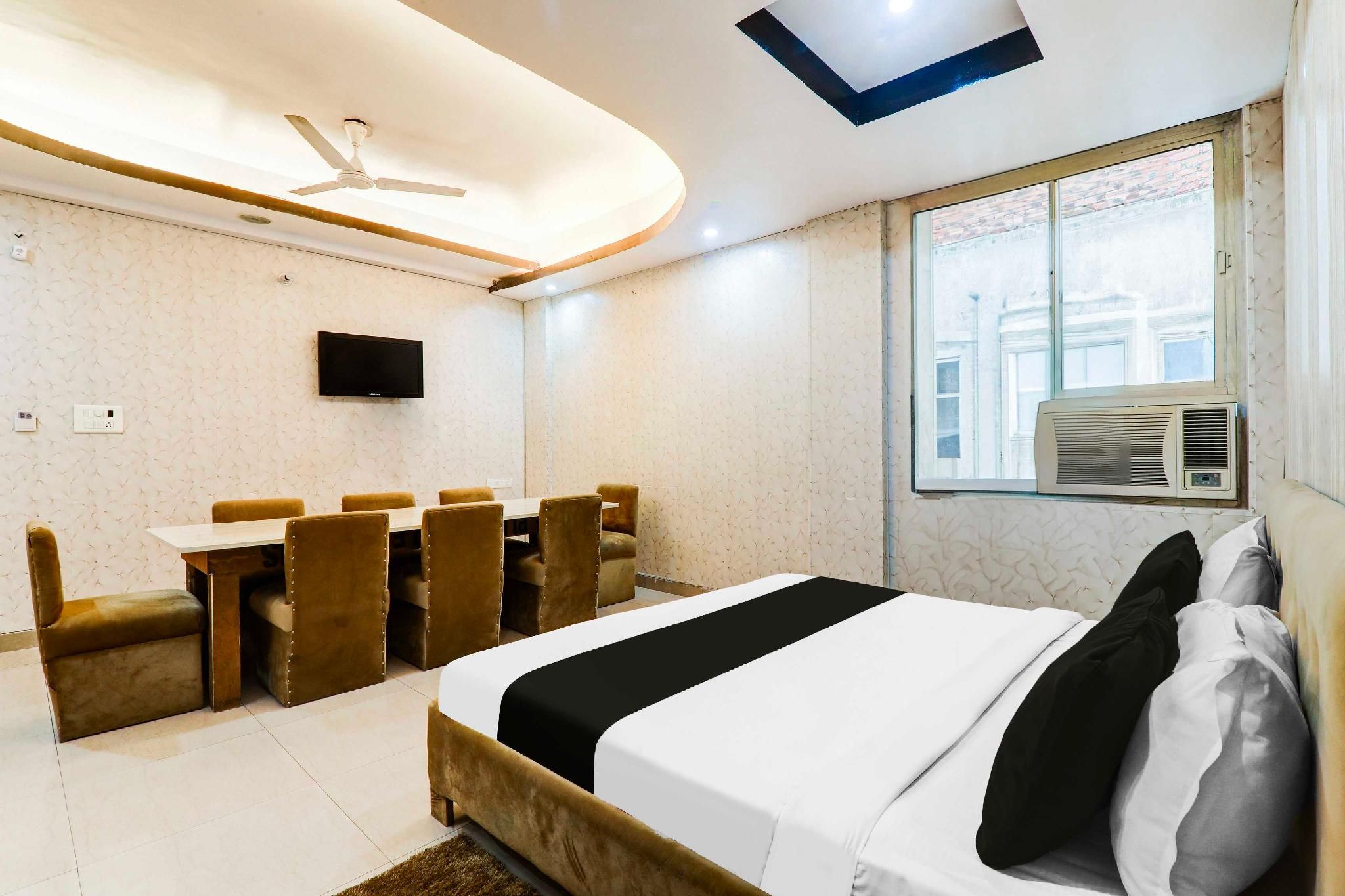 Hotel O Charbagh Classic Triple Room 2