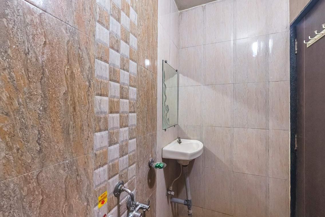 sai balaji residency Double Bed Room With Fan 3