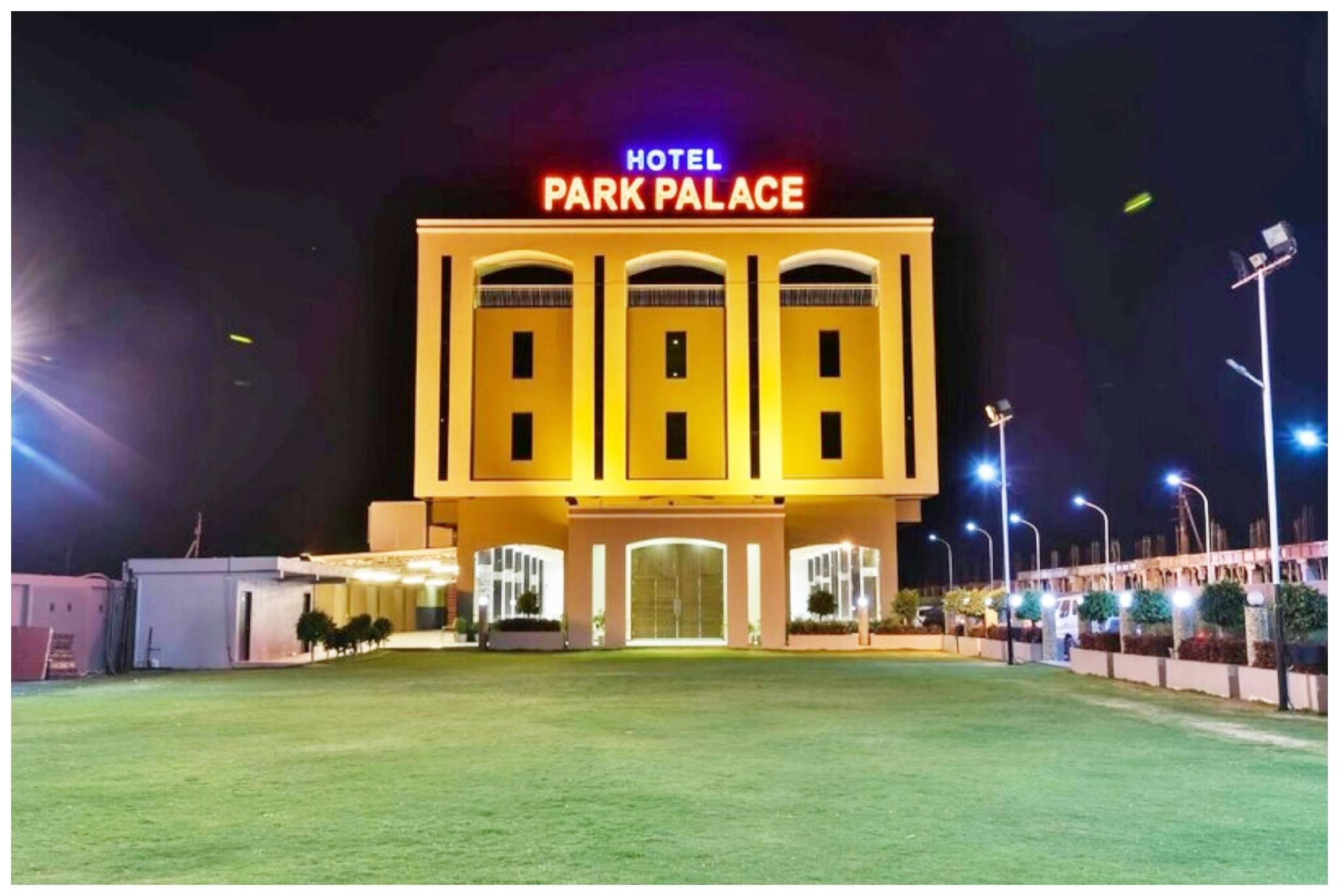 Goroomgo Park Palace Ujjain