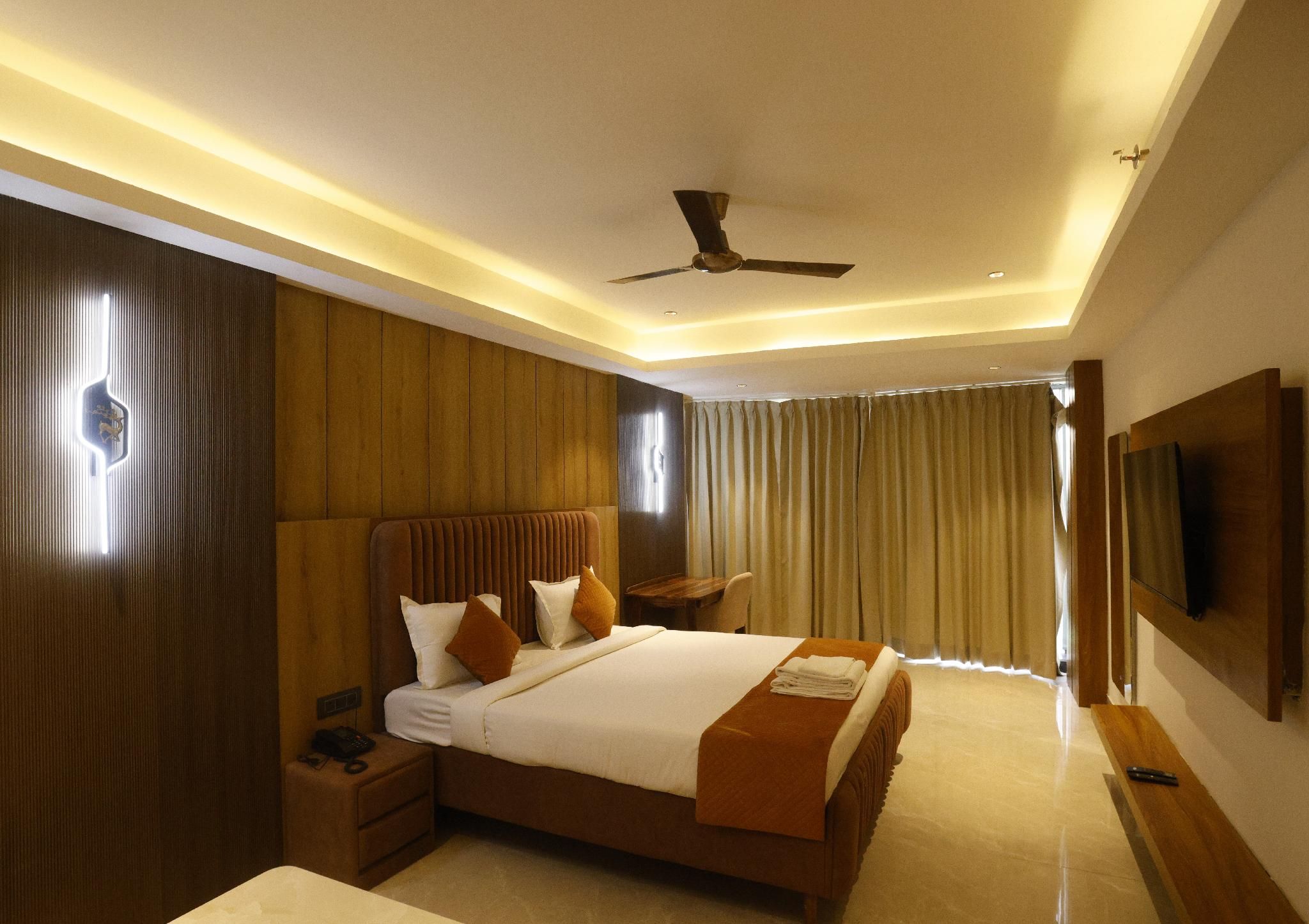 Super Deluxe City View Room