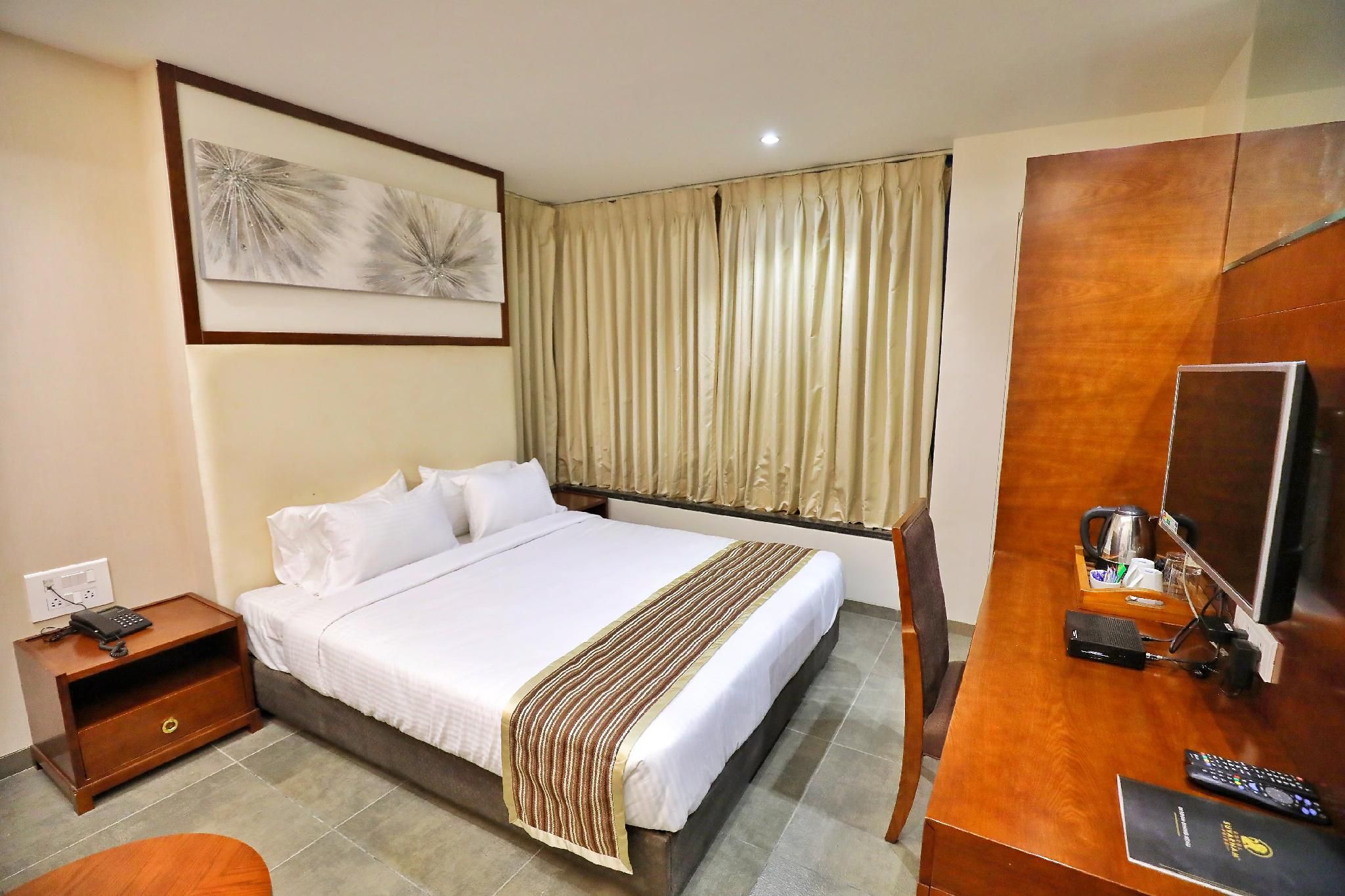 Hotel Suvarnam Pride Ahilyanagar Maharashtra Double Executive