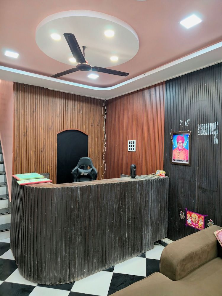 Hotel Shri Palace By Taaraa Hospitality