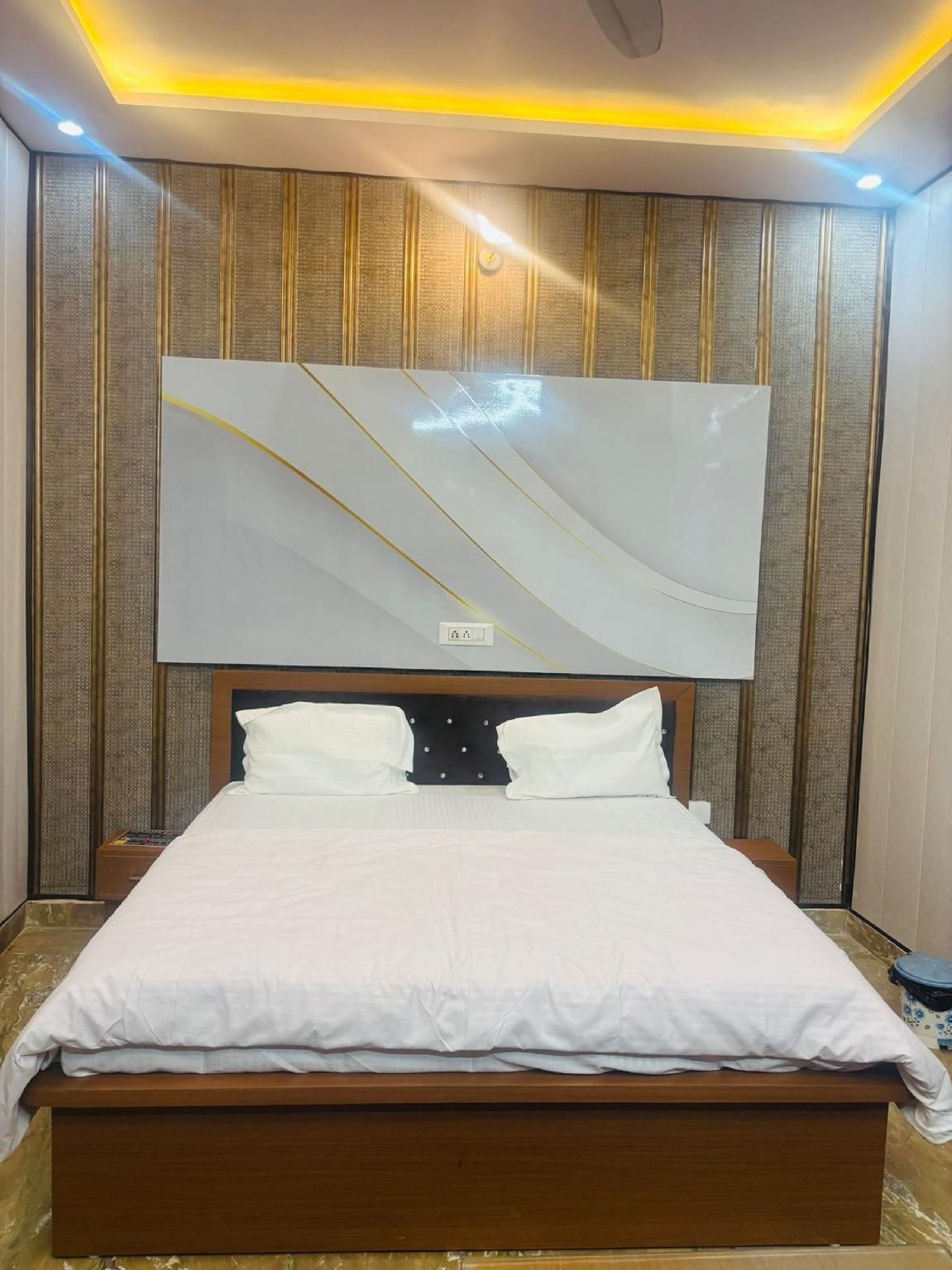 Shri Radhika Dham Deluxe Room 2