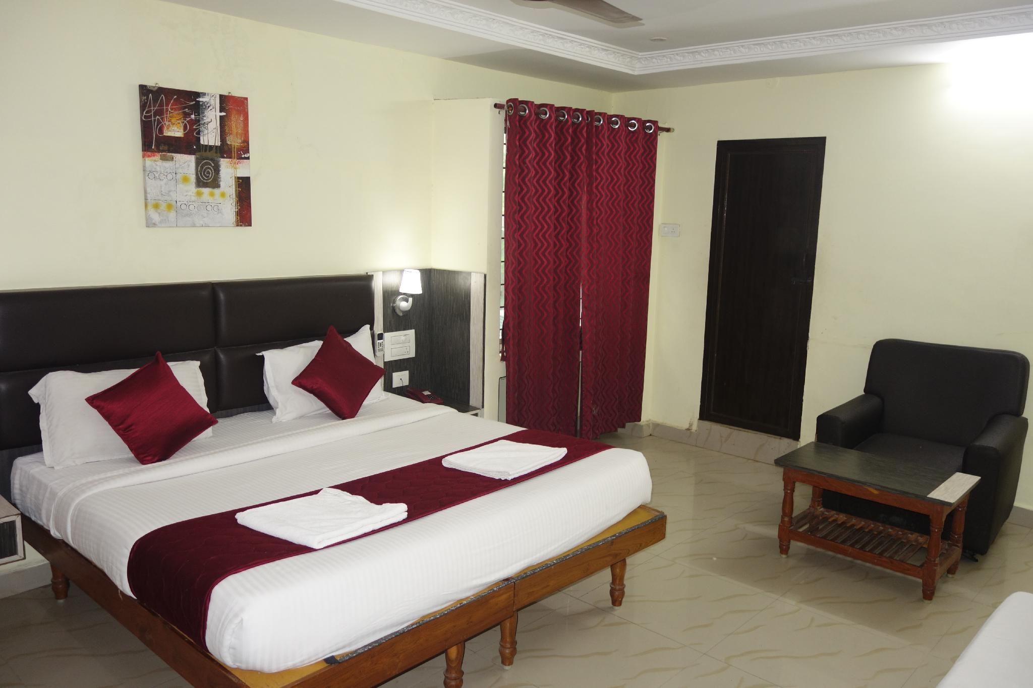 Hotel Vihas Inn Tirupati- Near Alipiri Junior Suite - 1 Double Bed and 1 Single Bed