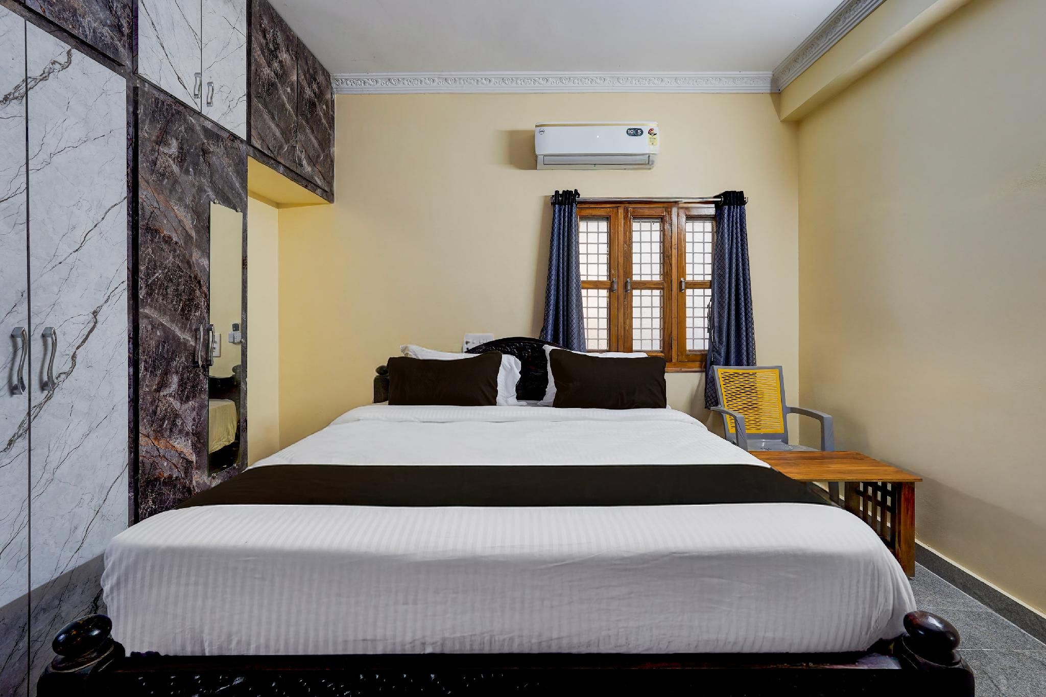 Hotel O by OYO HAPPY HOMESTAY Classic Double or Twin 2