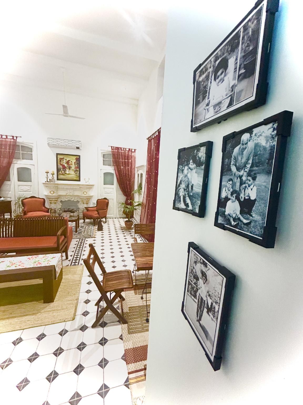 Shared lounge/TV area