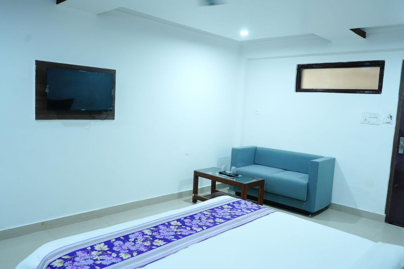 HOTEL LAL'S PLAZA Deluxe Double or Twin 3