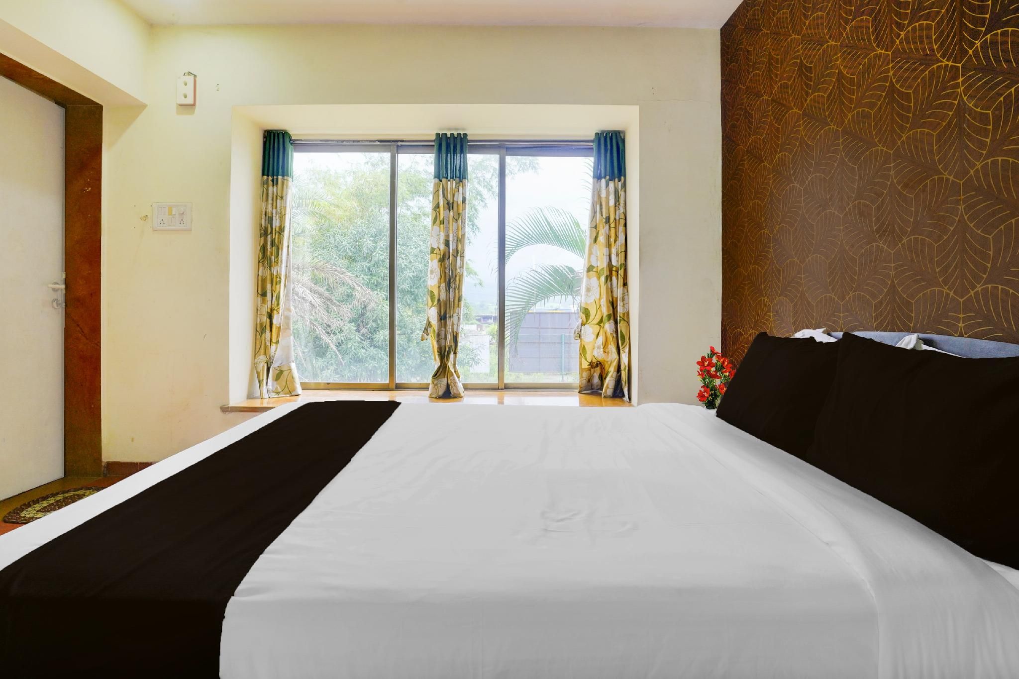 Palette by CheckIn Igatpuri Formerly Bodh Valley Resort Classic Triple Room 2
