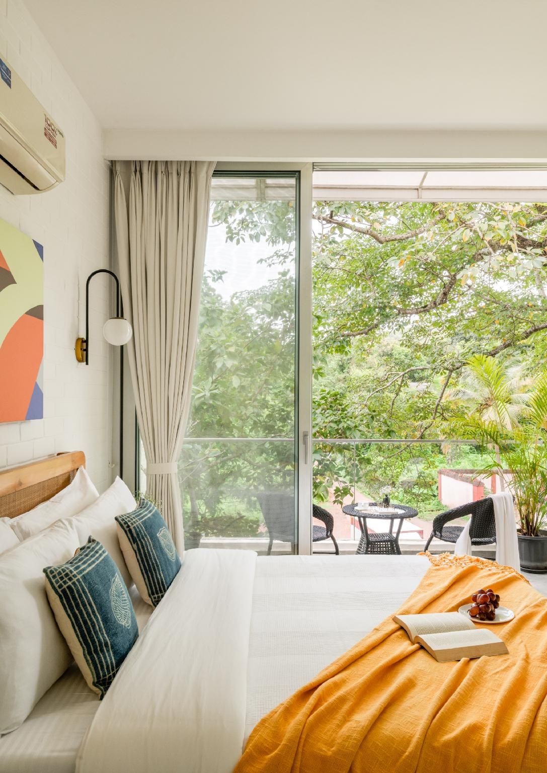 Palette by REVE Escapes - Premium 2 BHK apartment Near Anjuna Beach home  2