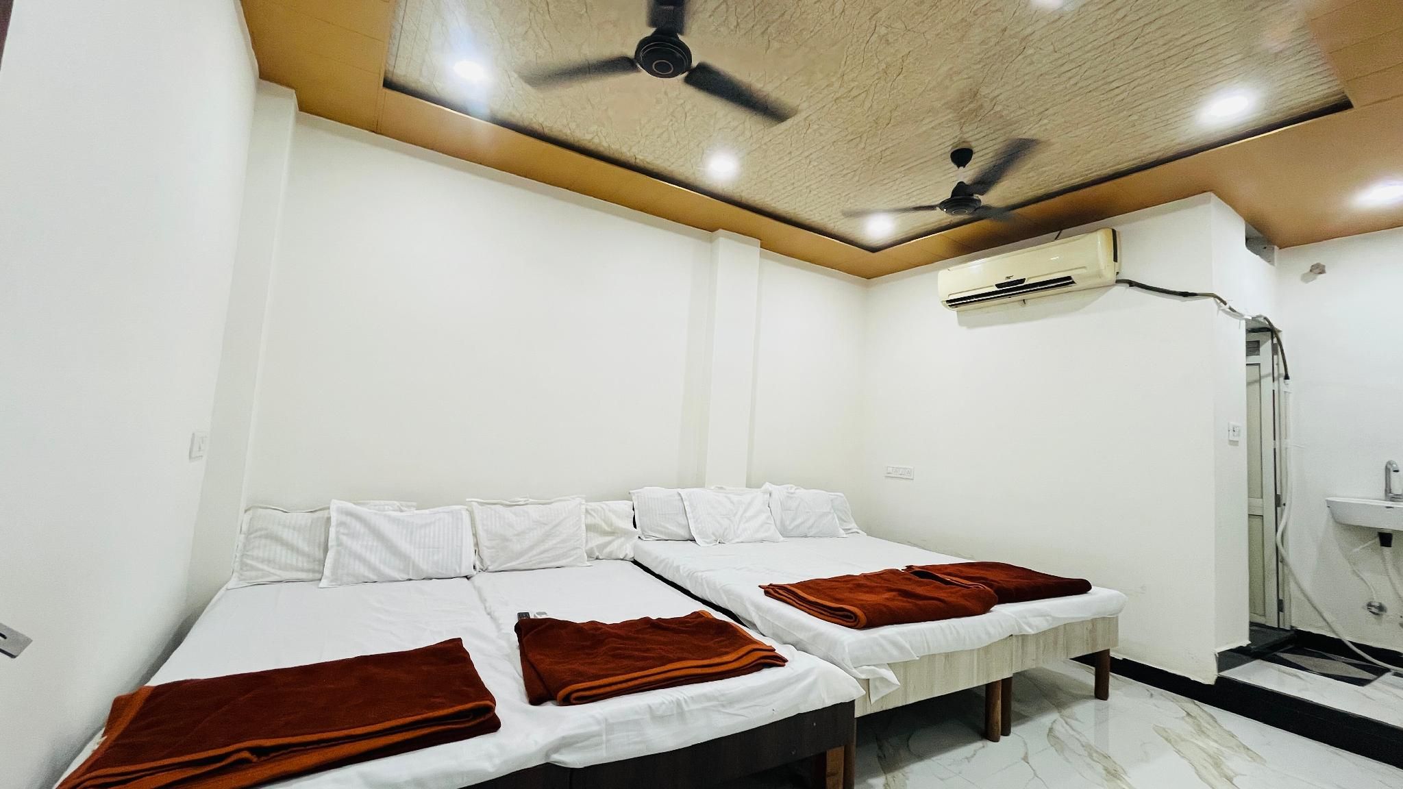 Hotel Sindur Family Room 3