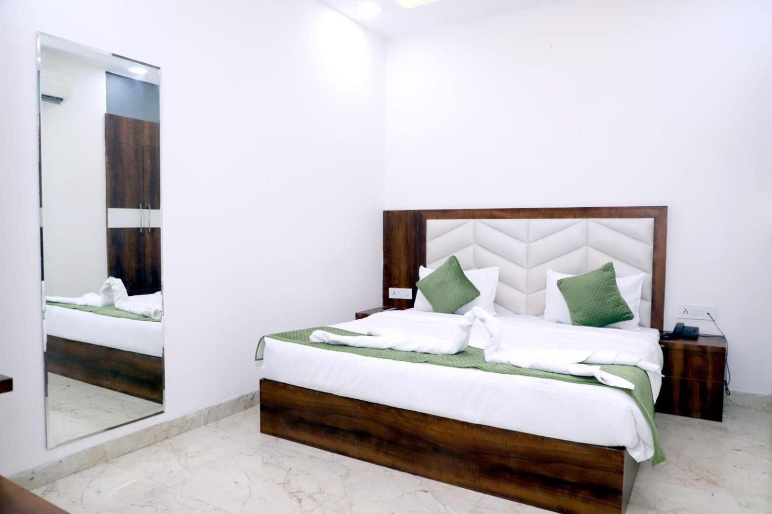 Hotel Ganga Palace Agra Double Room 2