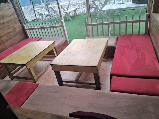 Villa Riverine Cafe & Riverview Residences 