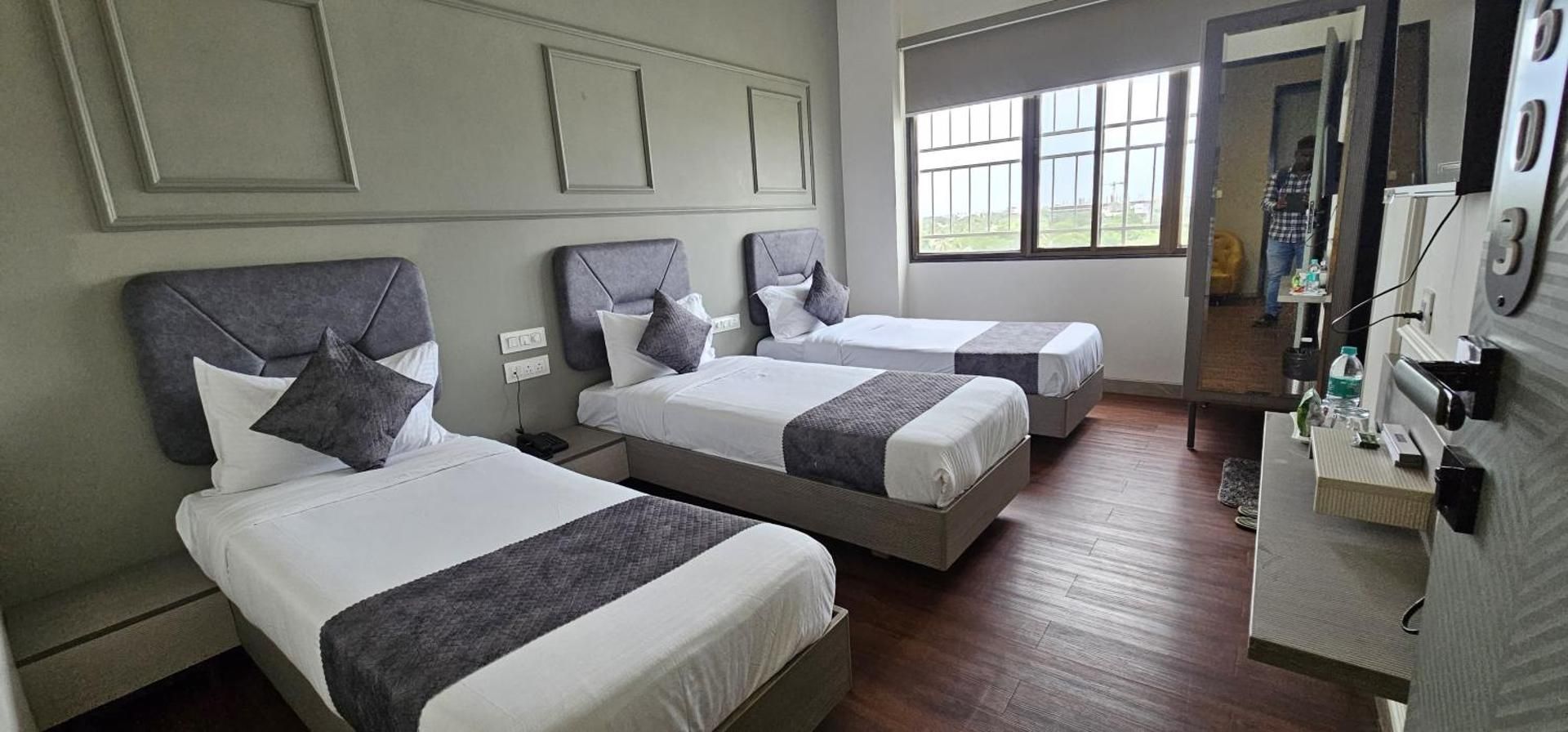 Hotel Great View Triple Bed - AC Room 2