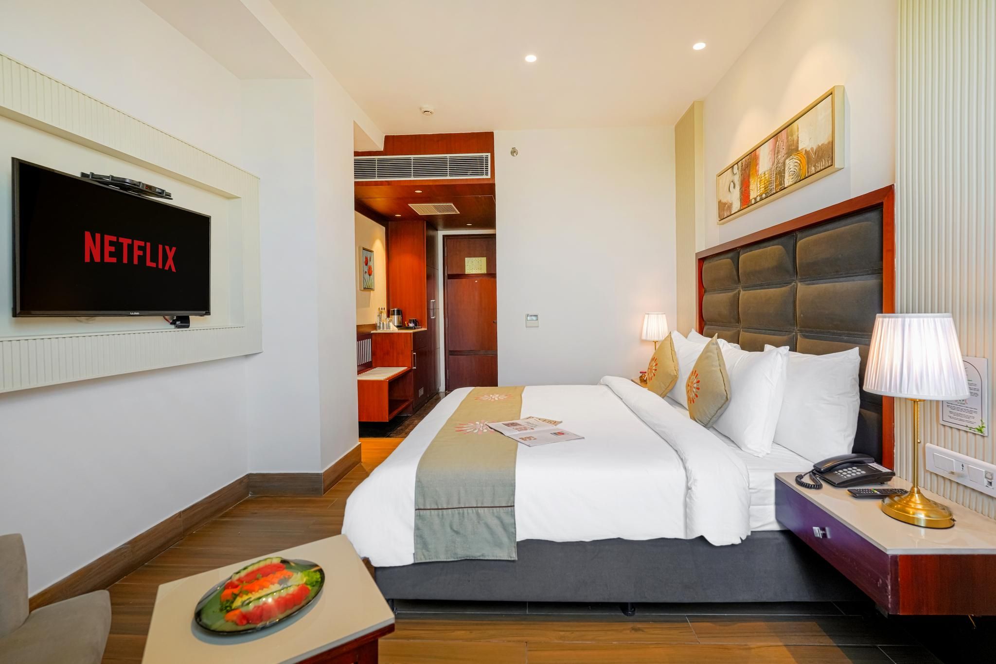 BluSalzz Select City Centre near Golden Temple Room 3