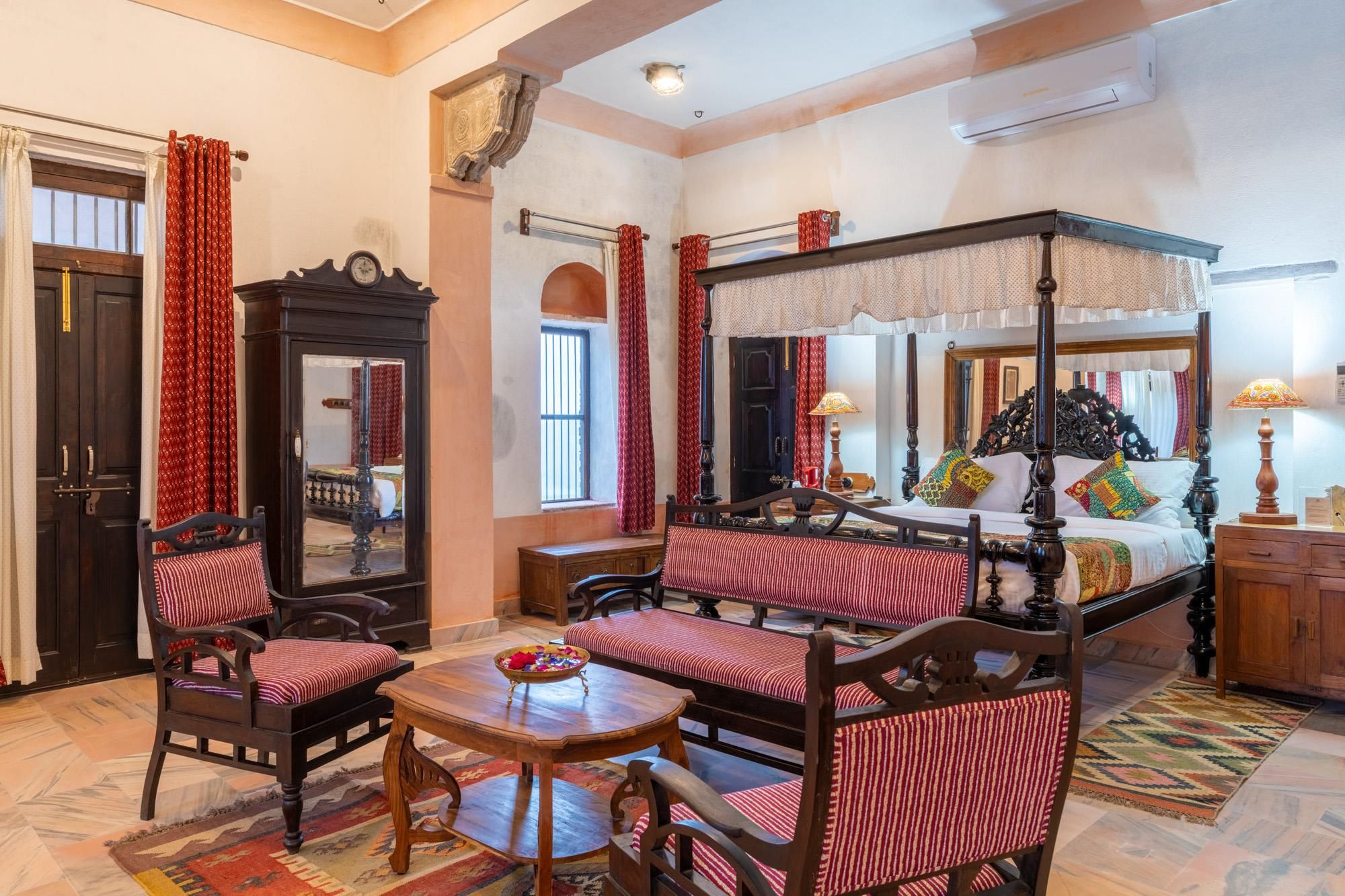 Shrisiddhpuram Jacuzzi Suite 2