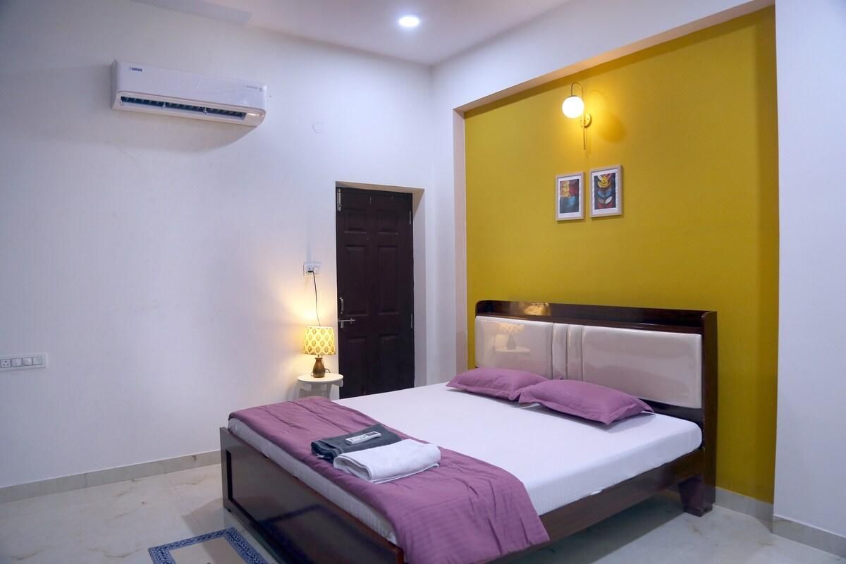 Secunderabad Houses Veetil -3BHK A/C, Kukatpally, Hyderabad