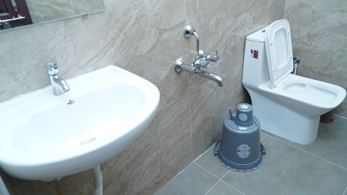 Veetil-PentHouse, 2BHK @ KPHB, Hyderabad