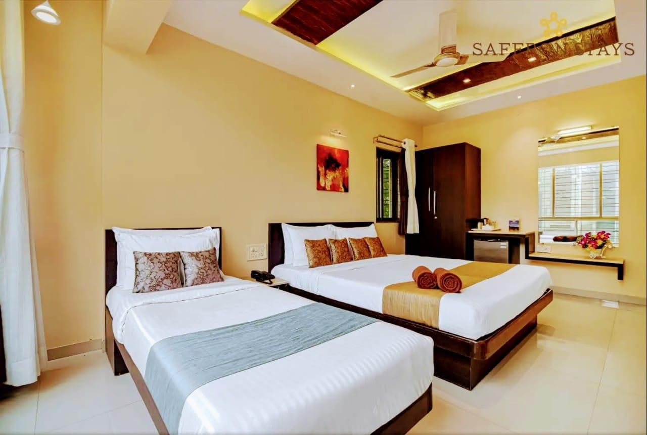 Deluxe Room with Balcony