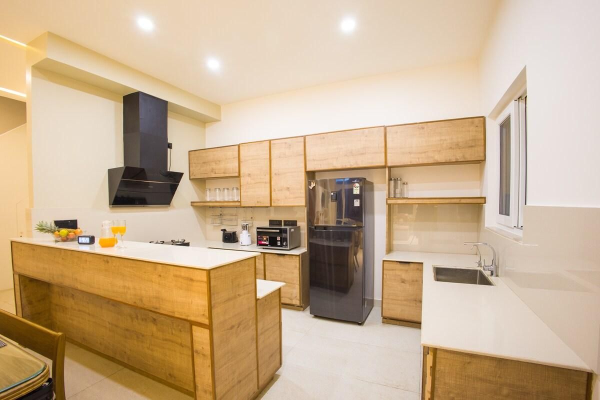 ELIVAAS 4 BHK With Lake View - Antarmann Casa Nova