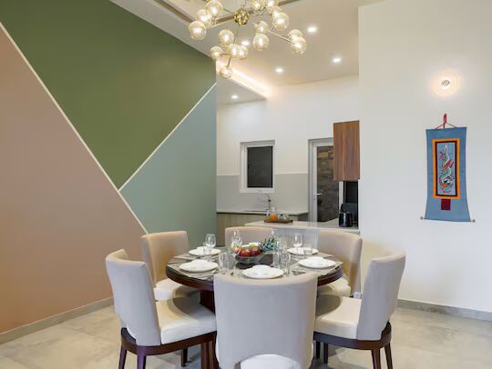 ELIVAAS 4 BHK With Lake View - Antarmann Casa Nova