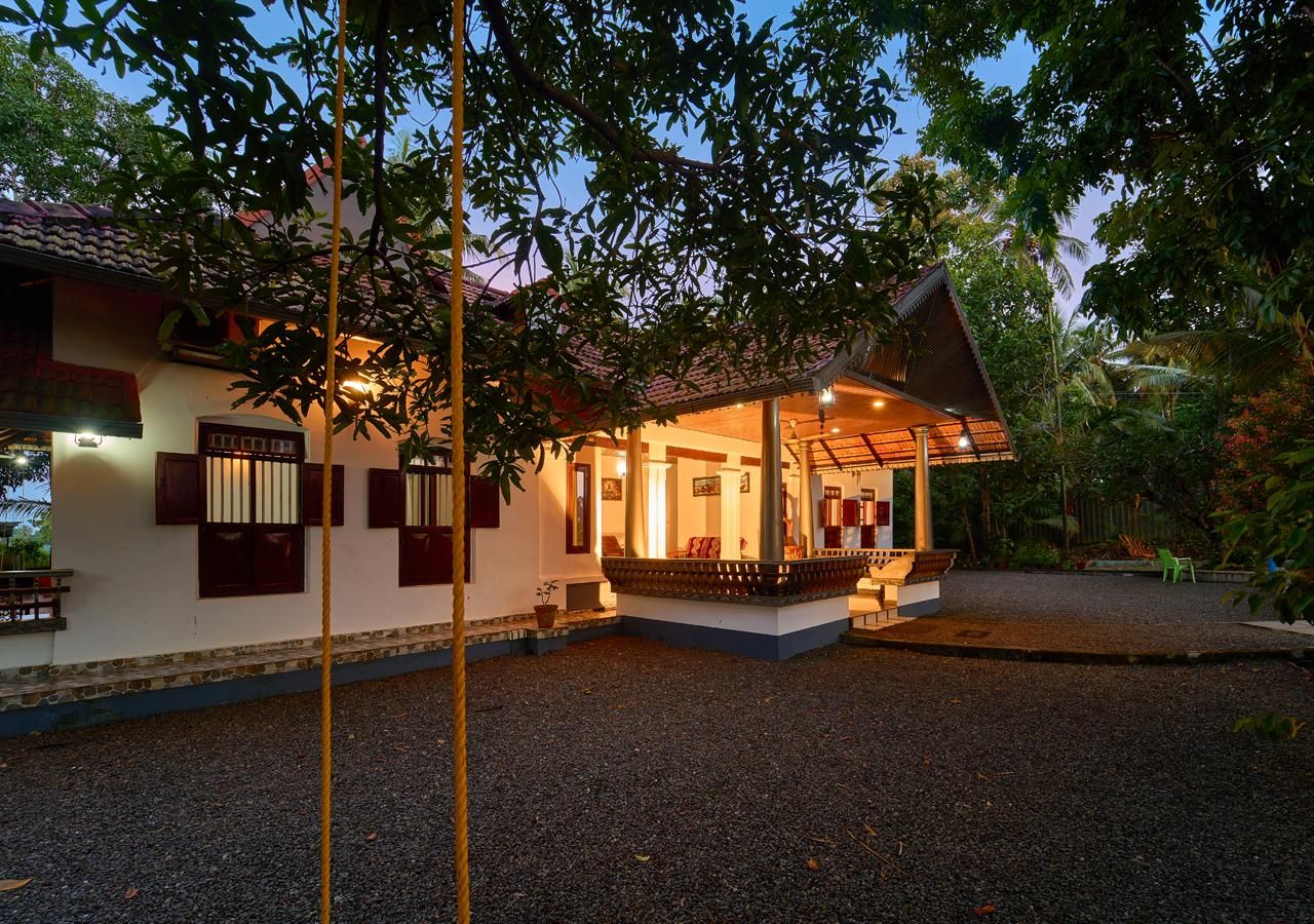 Cotelac Heritage Lake Resort Alleppey by VOYE HOMES