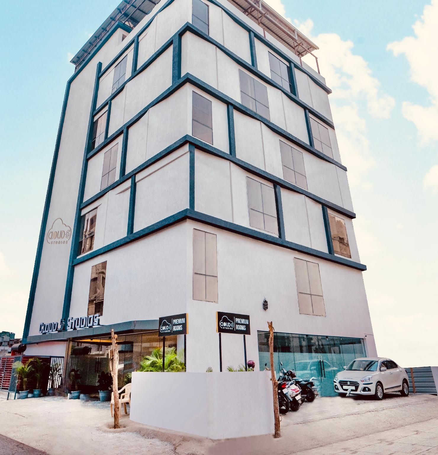 Cloud 5 Studios Hitech City