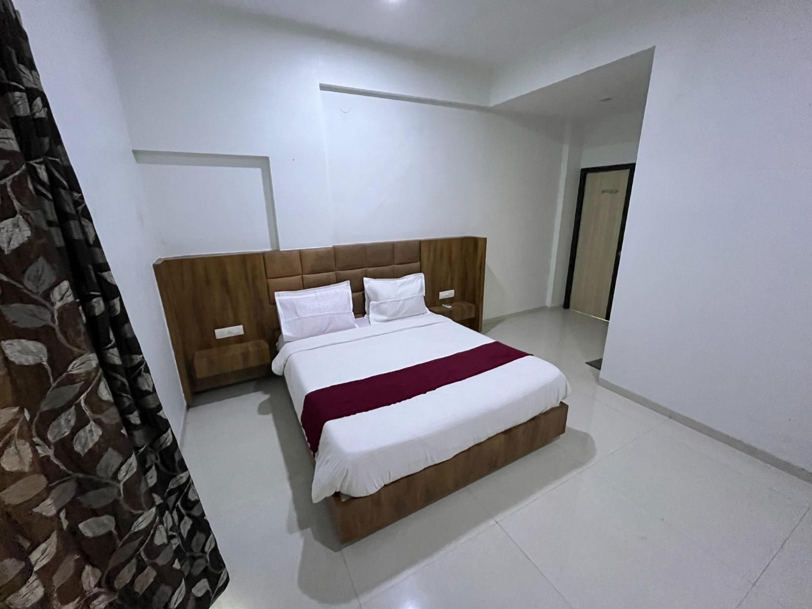 Aarna Villa nr Valvan Dam Private Villa 3