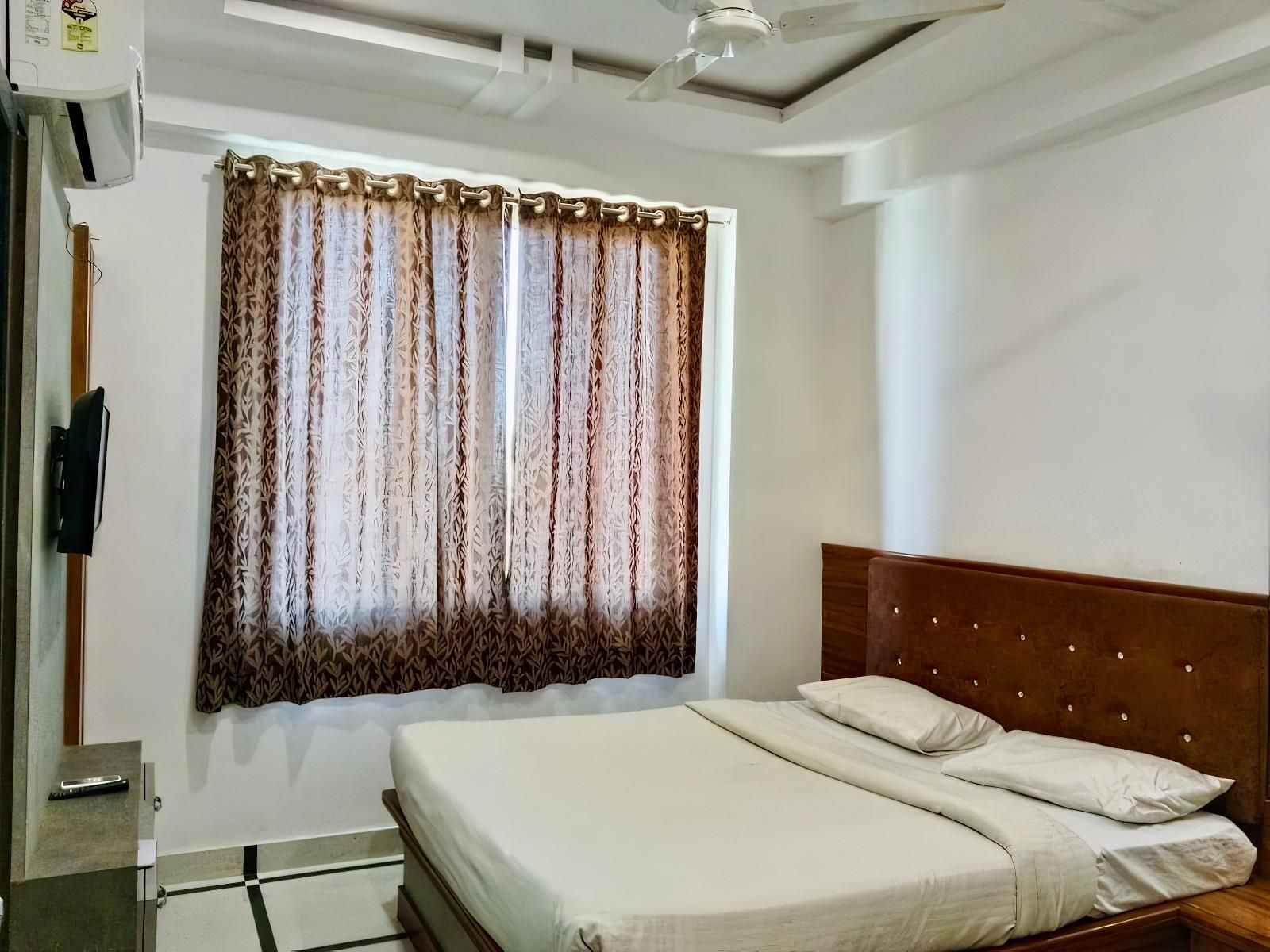 Hotel Mansi Palace Deluxe 3