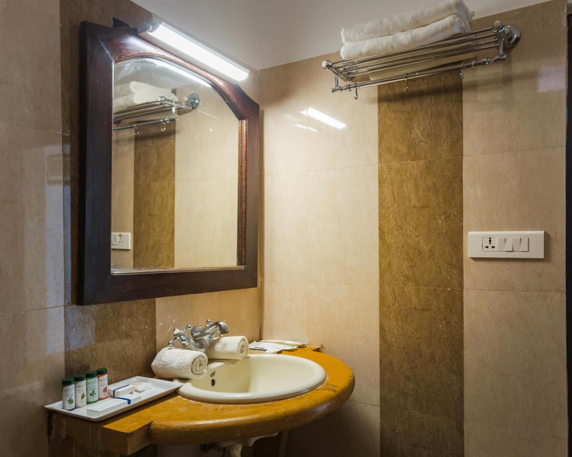 The Mama's Resort &Camp Deluxe Cottage 2