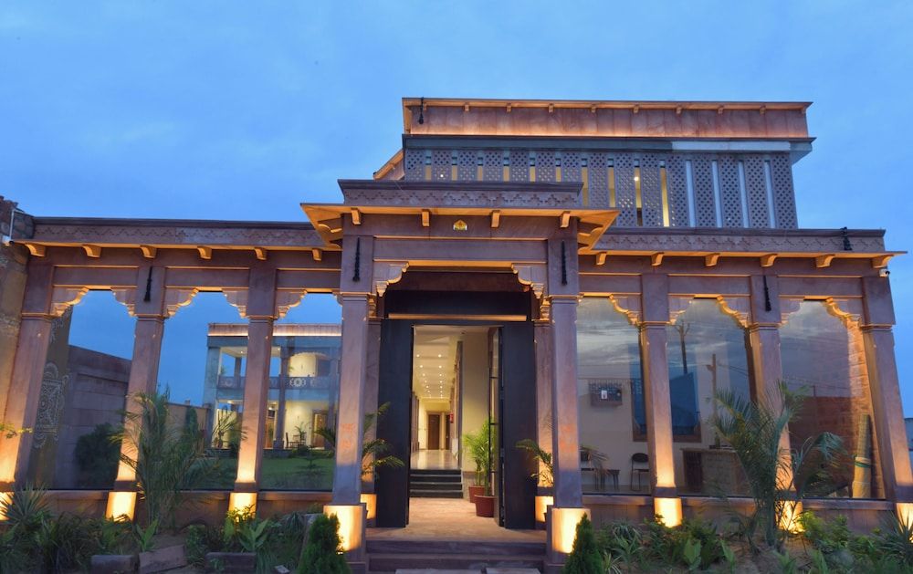 Yashvrinda Hotel and Resort