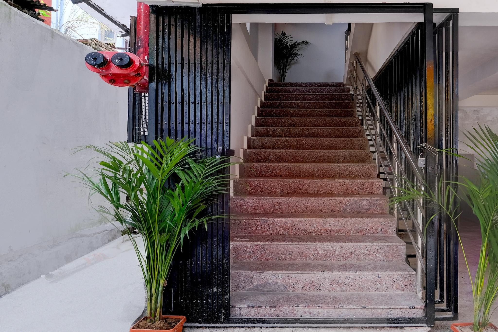 Hotel O The Pride Inn Basistha Road