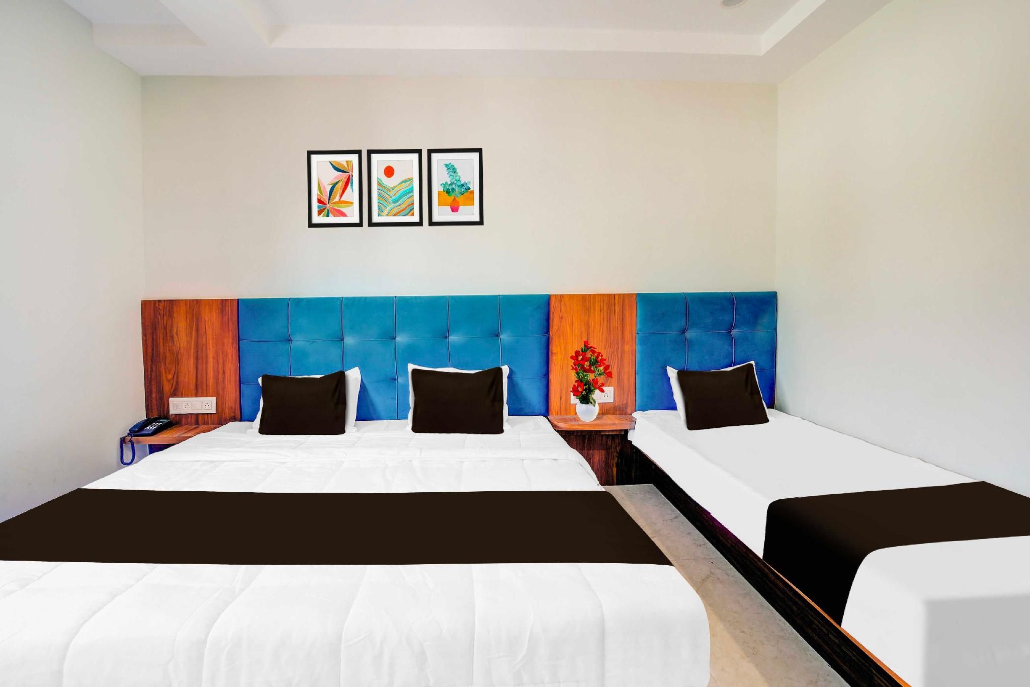 Hotel O Shri Mahakaleshwar Jyotirlinga Temple Classic Triple Room