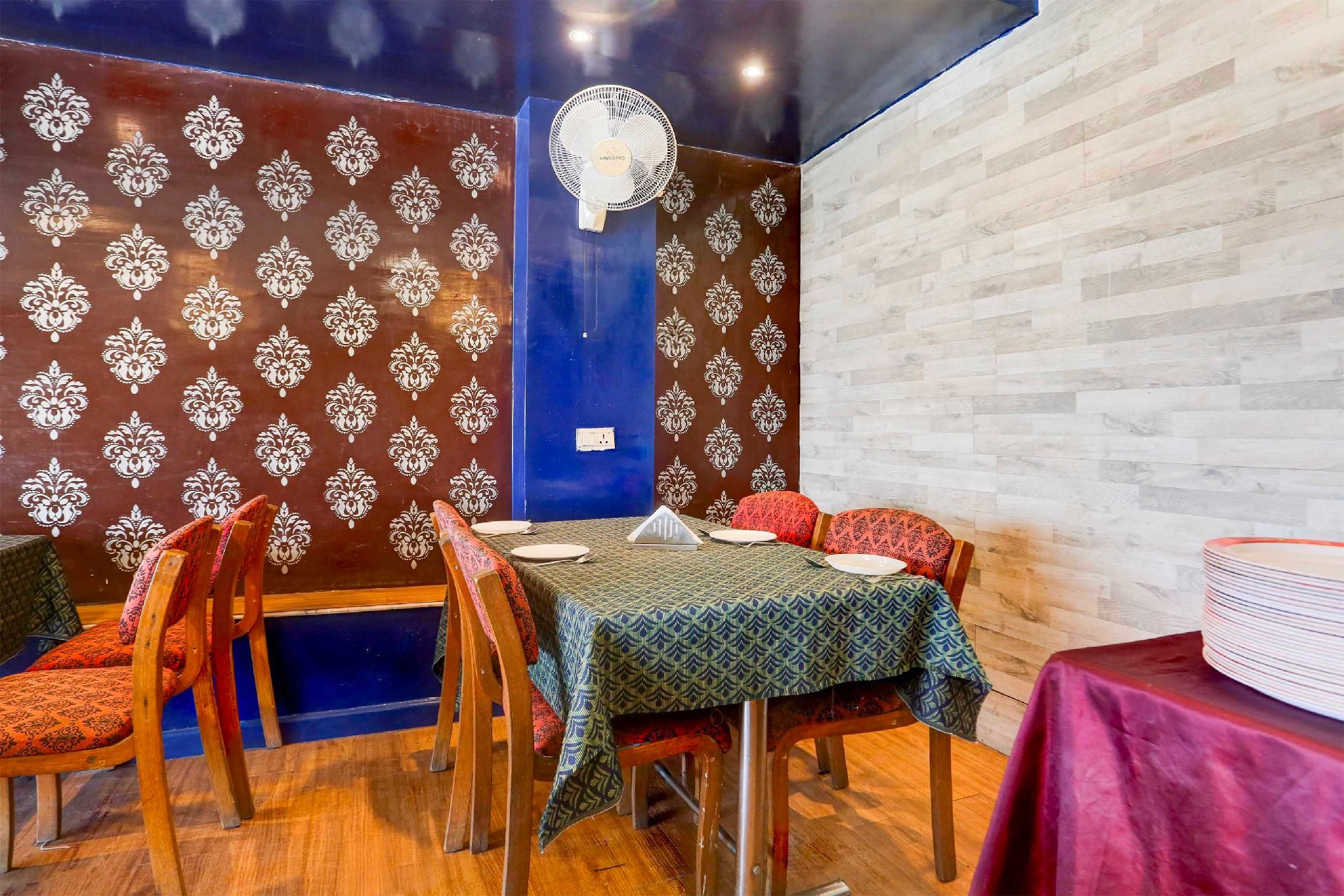 Townhouse Oak Udaipur Surajpole