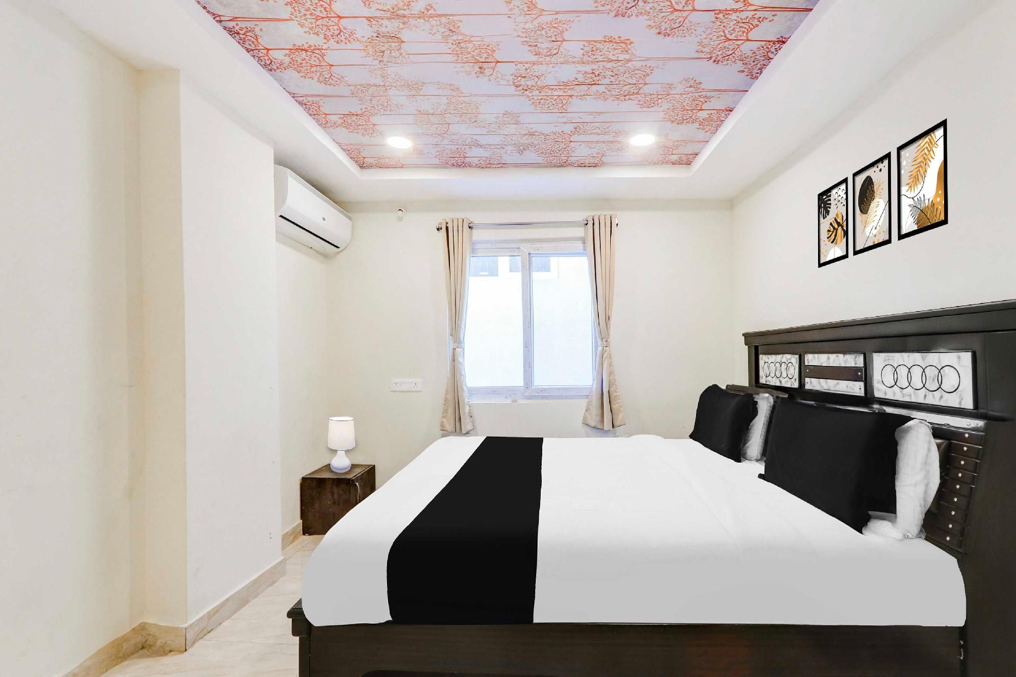 Hotel O Warangal Central Station Classic Triple Room 3