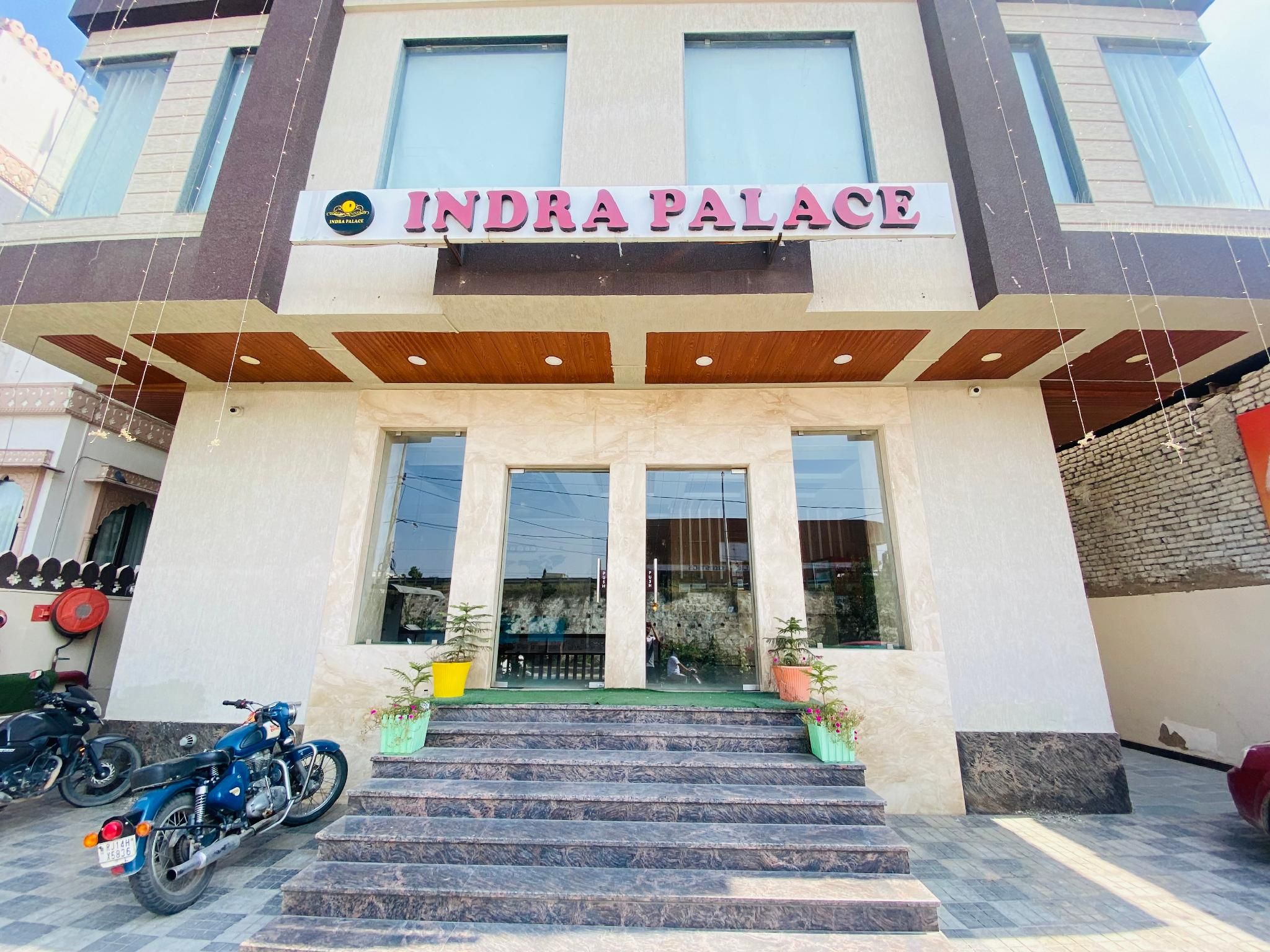 Hotel Indra Palace 