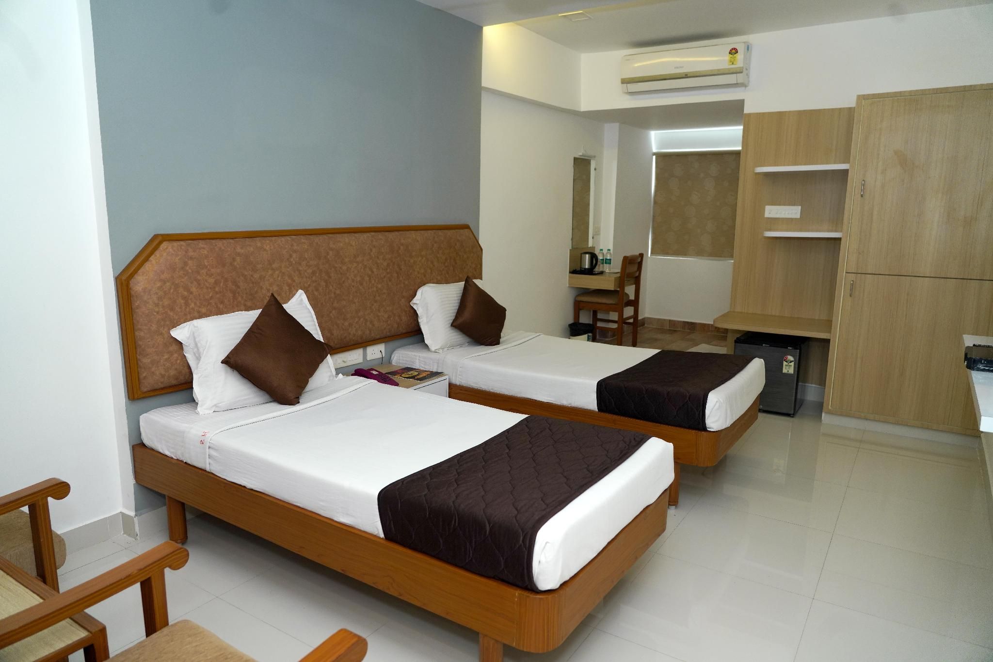 HOTEL SINDOORI Deluxe