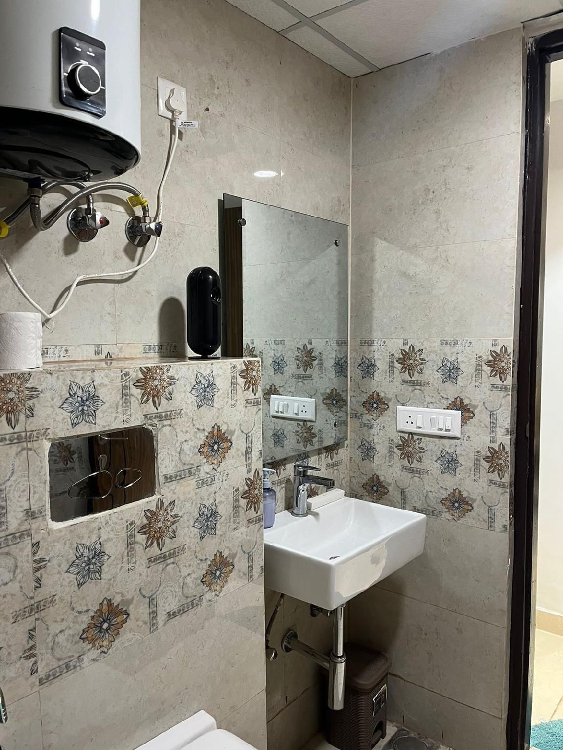 Zirakpur Houses IOI Imperial Getaway : 4 people 3