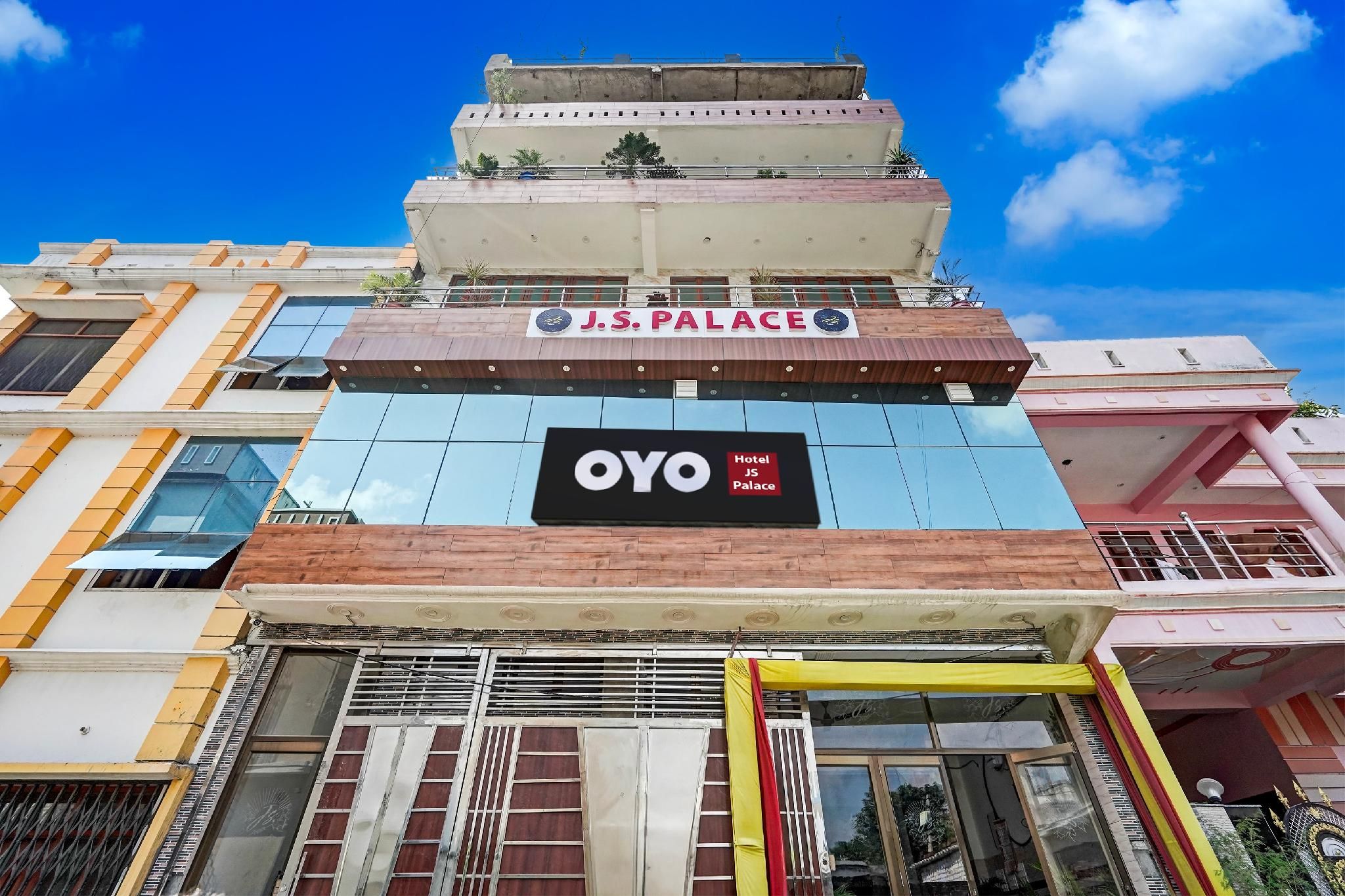 Hotel O JS Palace