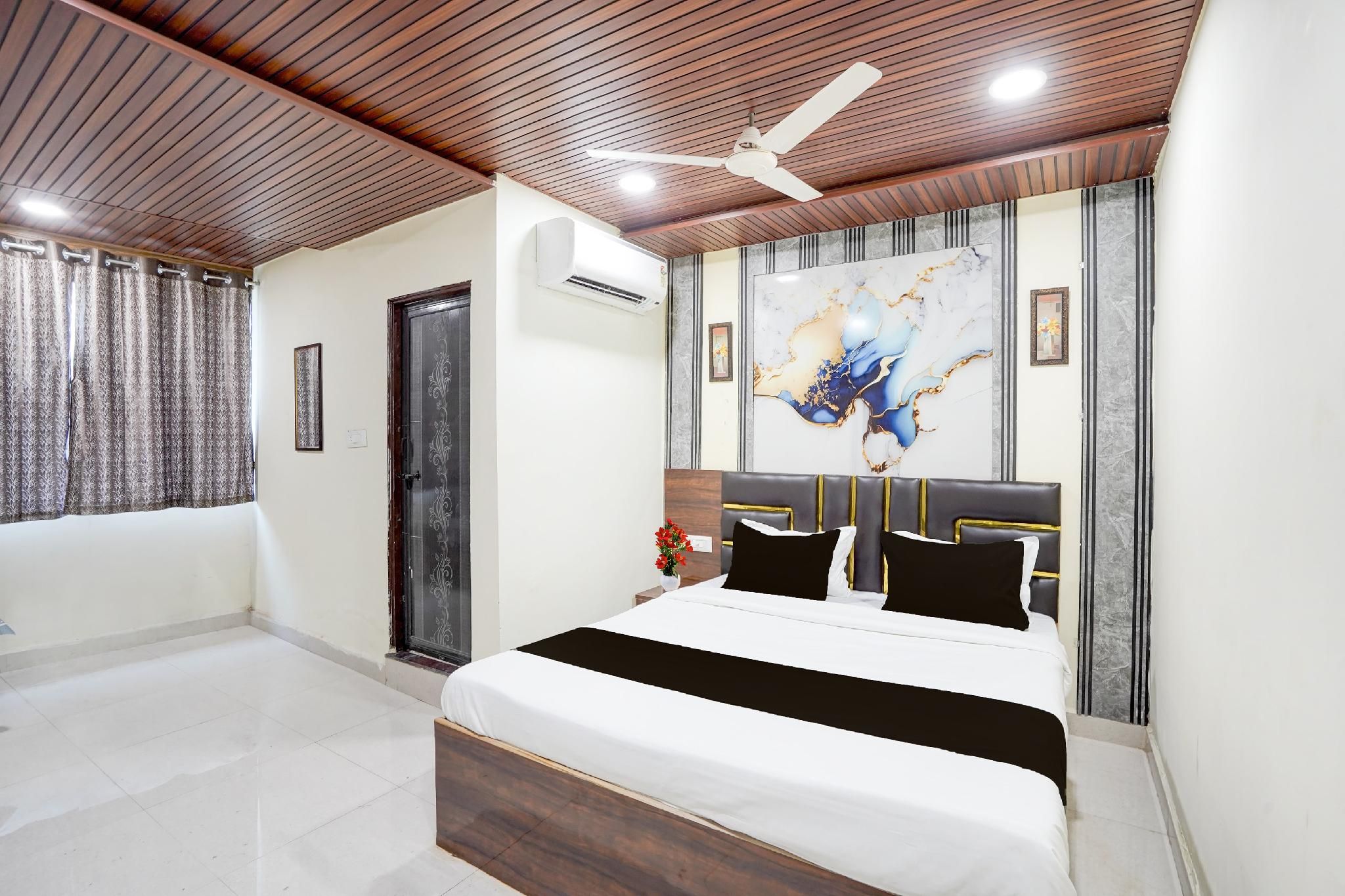 Hotel O Sunshine Classic Classic Triple Room 2