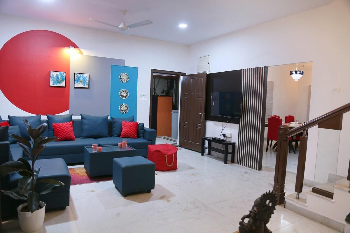 Row House 4 BHK - 4 balconies-Near AIG Hospital Private Villa