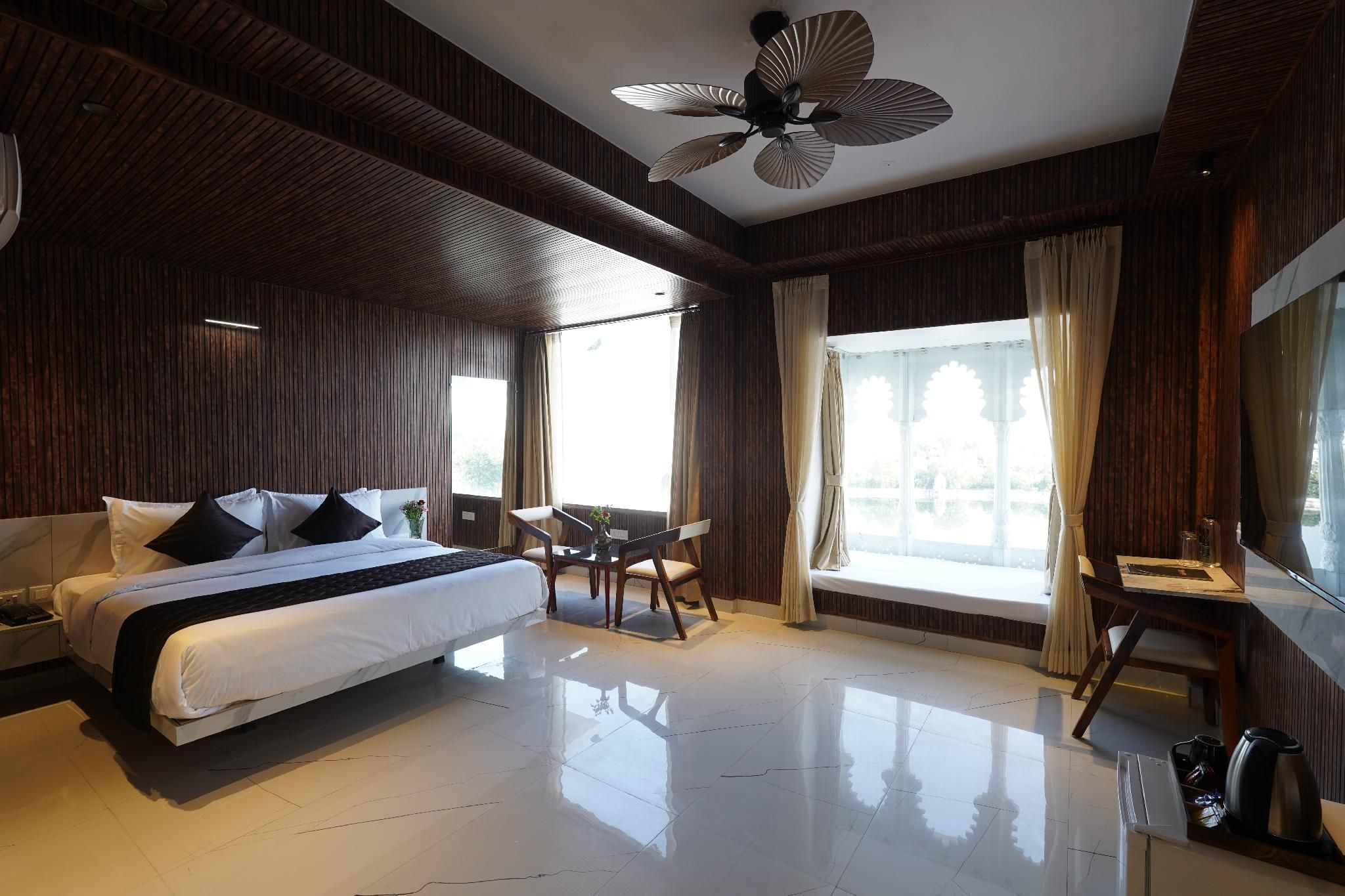 Shakuntalam Hotels                                 Suite 2