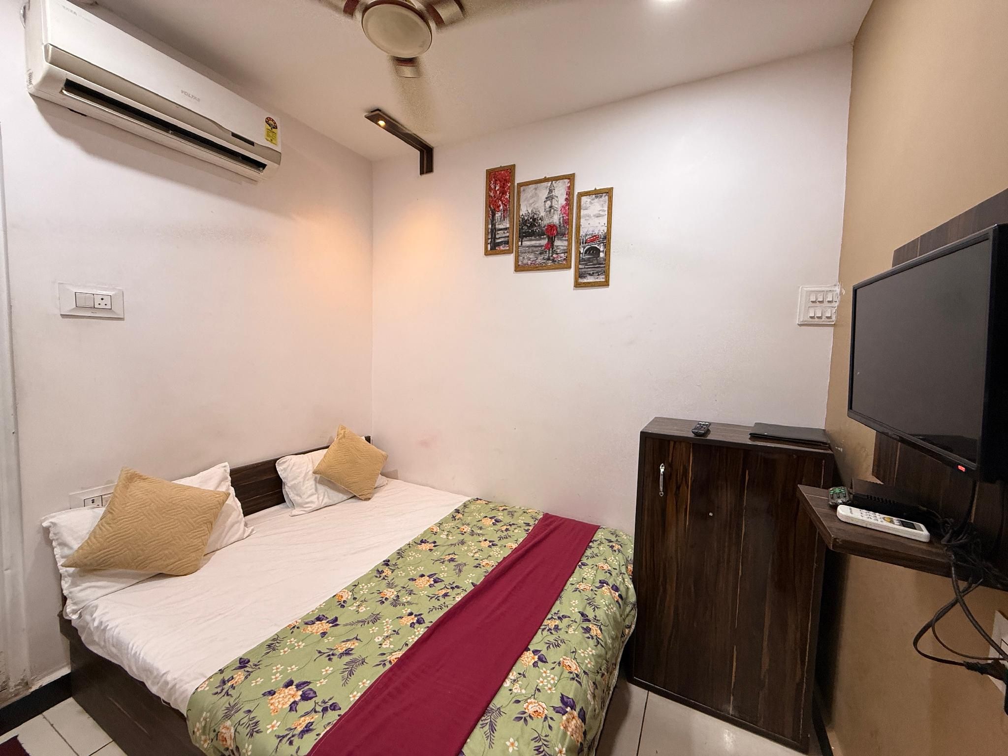 Hotel Anandam palace Deluxe 2