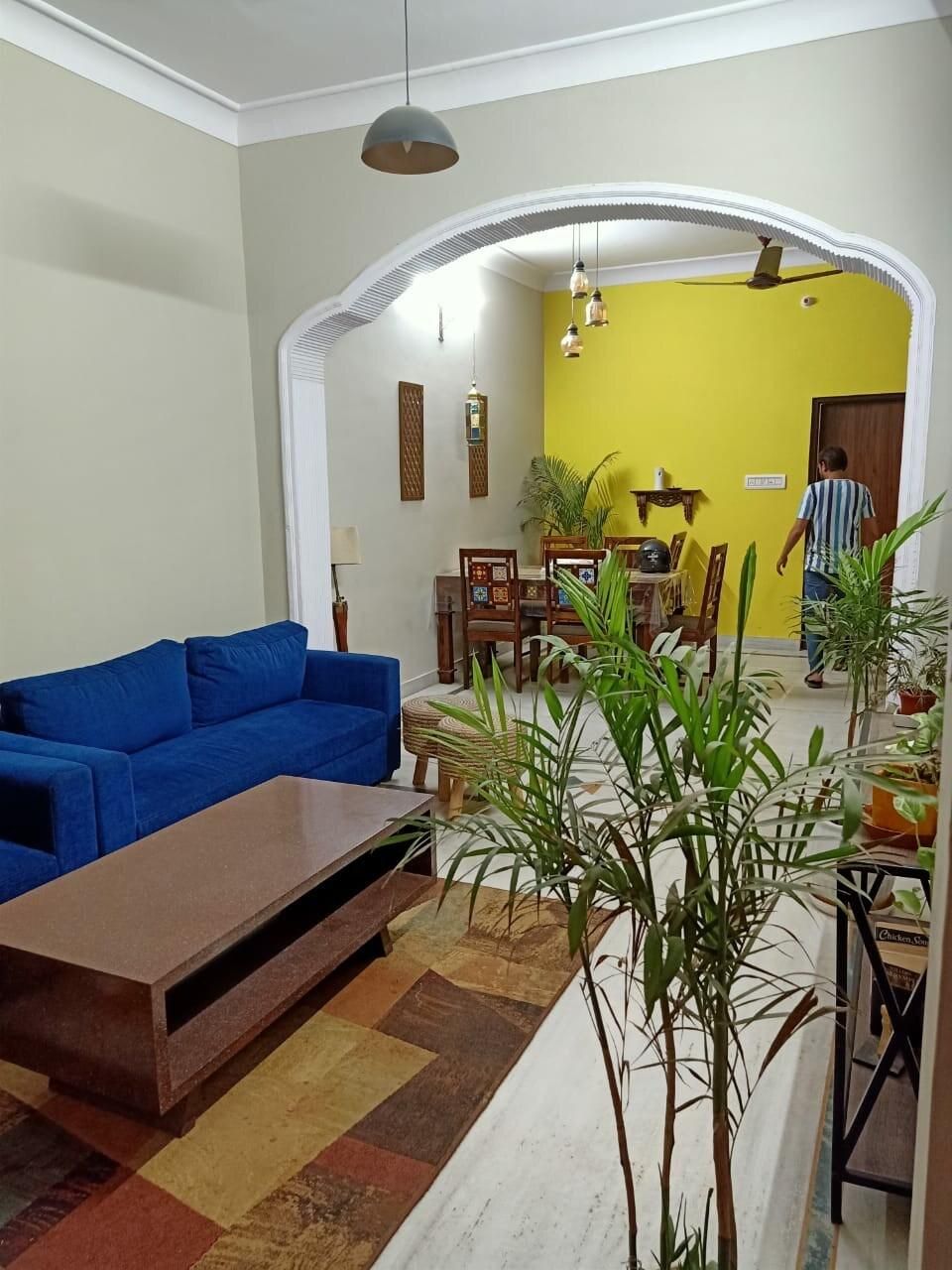 SAACHA HOUSE'