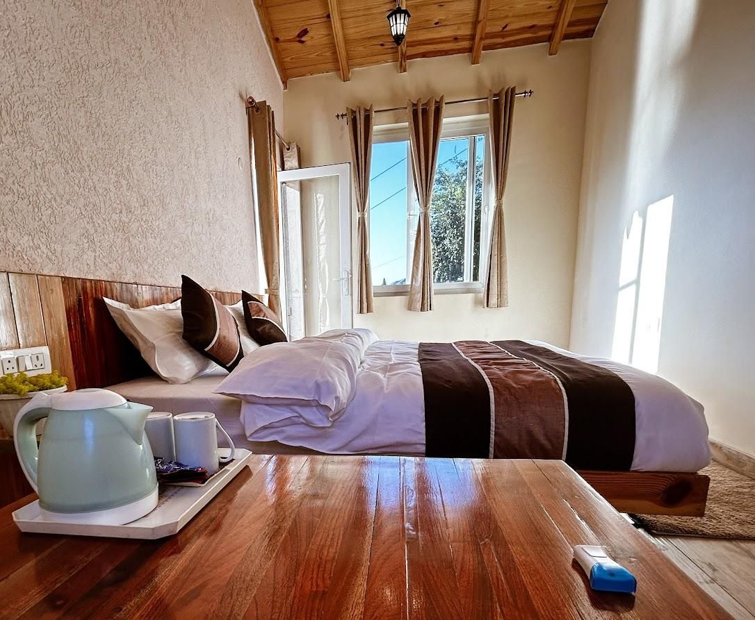 Mohini Lakeview Cottage