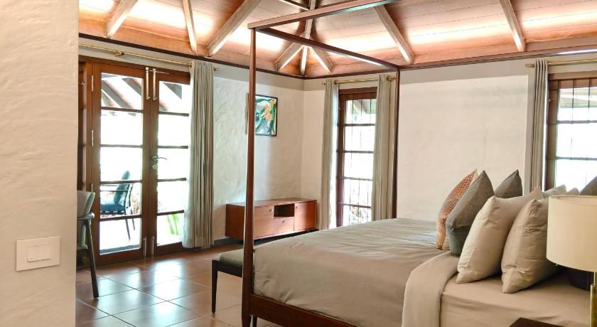 Aelam Acres Private Villa